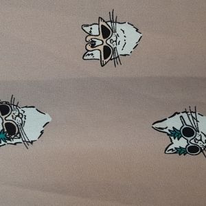 Torrid, size 4X, cats in cool shades, blouse